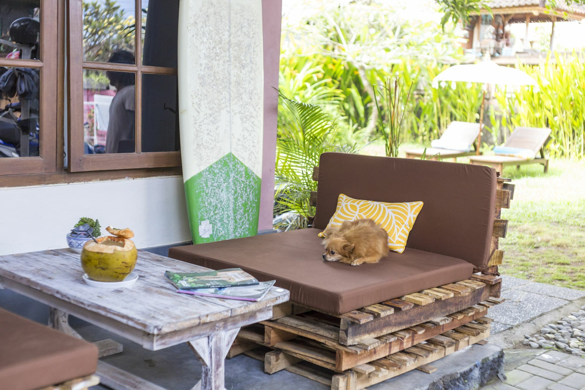 Surfers House Hotel Kuta Lombok Eksteriør billede